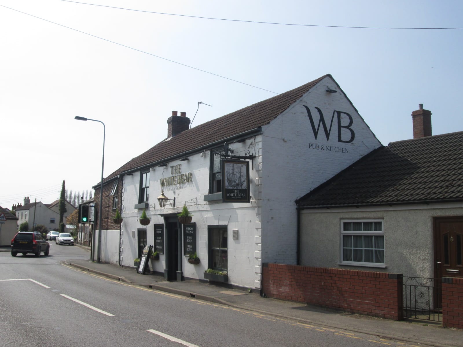 The White Bear pub and restaurant exterior in Epworth
